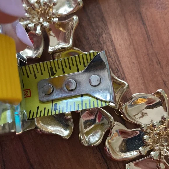 NWT Sugarfix by BaubleBar chunky gold statement necklace florals - Picture 6 of 6